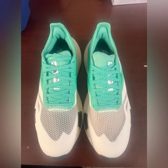 The North Face Women's Teal and White Running Shoes Vectiv Pros - Picture 2 of 5